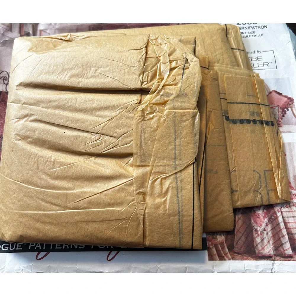Vogue Patterns 2908 Designed by Dede Winkler Home Decor‎ Curtains & Bedding